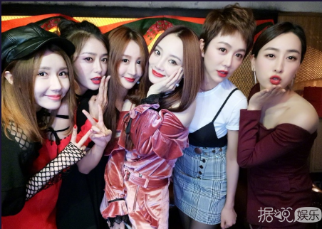 李小璐出事只有马苏为她说话,还有比泰迪姐妹团更塑料的友谊吗 李小璐出事只有马苏为她说话,还有比泰迪姐妹团更塑料的友谊吗