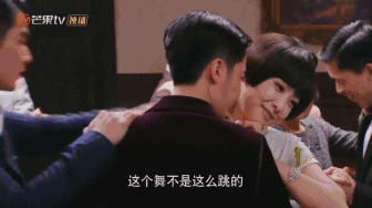 开年神剧！宋茜杨洋新剧堪称民国版极光之恋，主演全变表情包