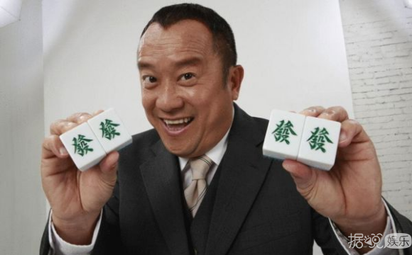 逼疯蓝洁瑛又曾下药迷晕七位模特，曾志伟还有这样一副面孔