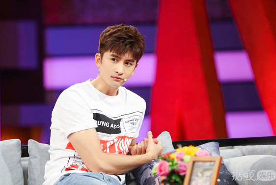 迪丽热巴高伟光又组CP！杨幂旗下艺人是要承包2018的电视剧吗？