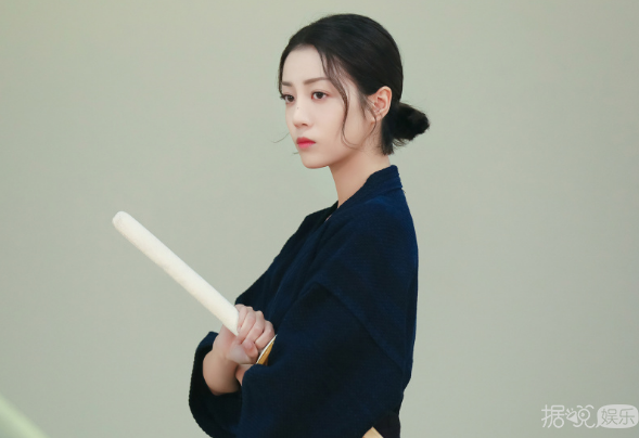 迪丽热巴高伟光又组CP！杨幂旗下艺人是要承包2018的电视剧吗？