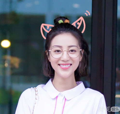 迪丽热巴高伟光又组CP！杨幂旗下艺人是要承包2018的电视剧吗？