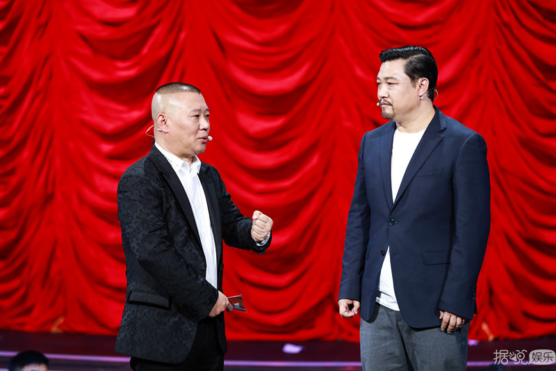 “默剧演员”叶逢春《欢乐喜剧人》上演人在囧途