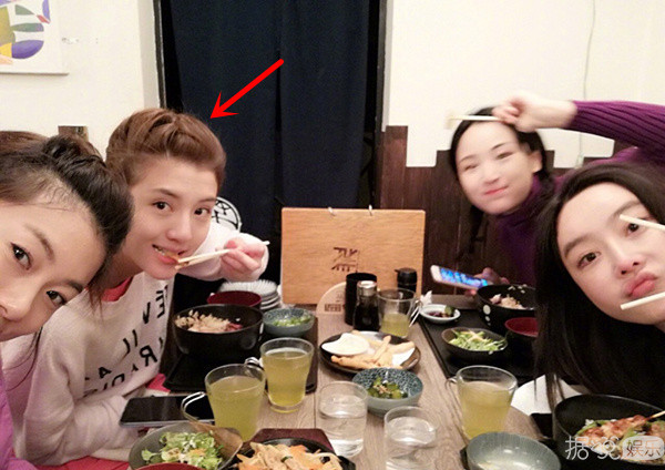 刘诗诗跟陈法拉、郑恺前女友跟吴千语，这些明星组合竟是隐藏真闺蜜？