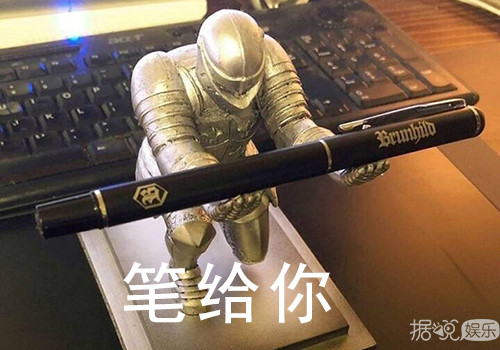 本想围观火箭少女退团大战,哪知道被王思聪杨超越塞了满嘴狗粮 本想围观火箭少女退团大战,哪知道被王思聪杨超越塞了满嘴狗粮
