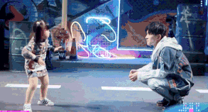 听完张艺兴苏到炸的育儿经，好想当他女儿啊！