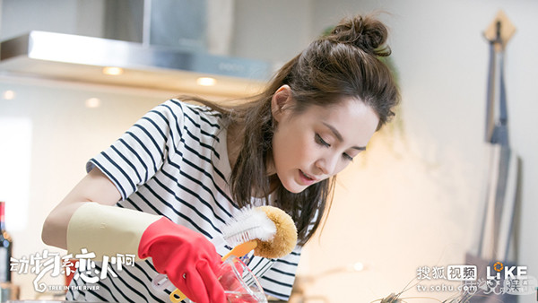 同房算时间，让老婆跟朋友睡，贺军翔新电视剧毁三观