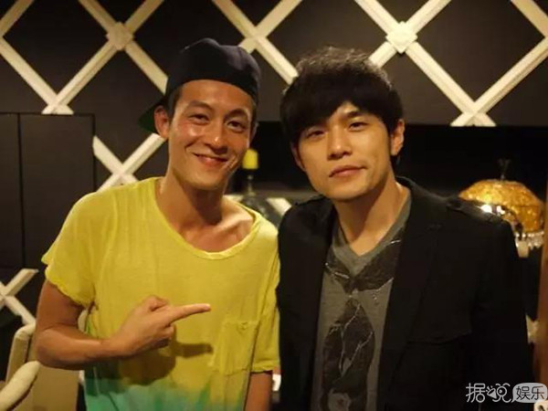 和周杰伦互殴，爆料自己在特殊场所工作，周渝民原来这么有梗？