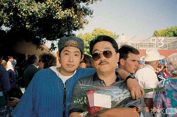 结婚四年就开撕三次，这两夫妻的婚姻也太儿戏了吧