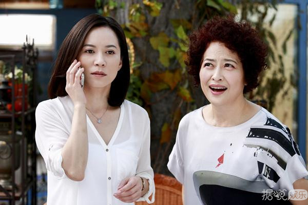 拒当女一,李小冉陈数都为她着迷,47岁的俞飞鸿活得太有魅力了 拒当女一,李小冉陈数都为她着迷,47岁的俞飞鸿活得太有魅力了
