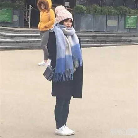 说沈月只有一米四？对方用一张图做出回应