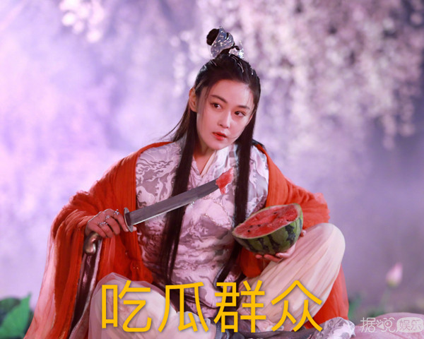 张馨予终于谈恋爱了？对方还是个帅气的兵哥哥？