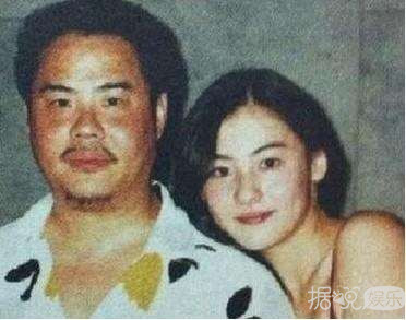 被亲爸索要五千万赡养费，这位女星比樊胜美还惹人怜
