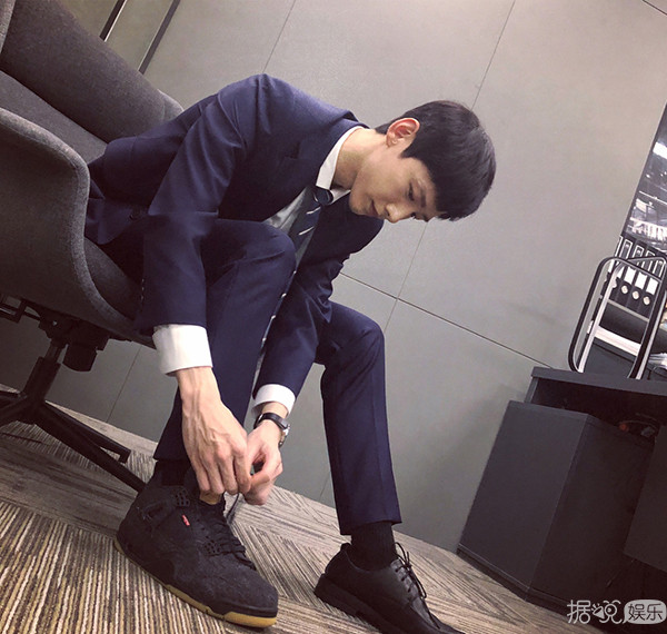 相爱相杀的白敬亭和魏大勋，才是兄弟情的正确打开方式