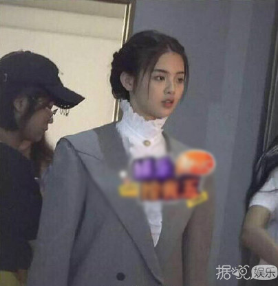 火箭少女的造型师是魔鬼吗？她们好歹是个时尚女团啊