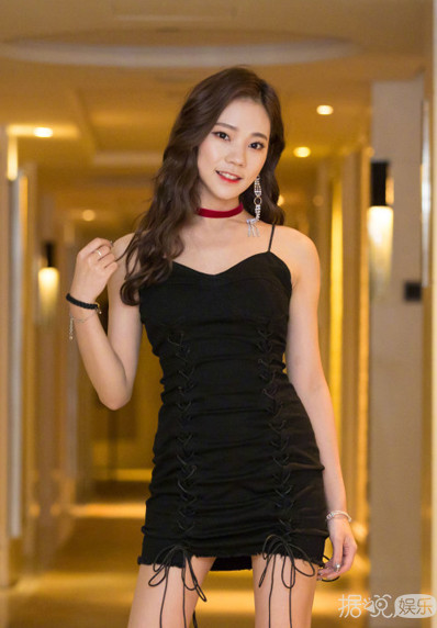 火箭少女的造型师是魔鬼吗？她们好歹是个时尚女团啊