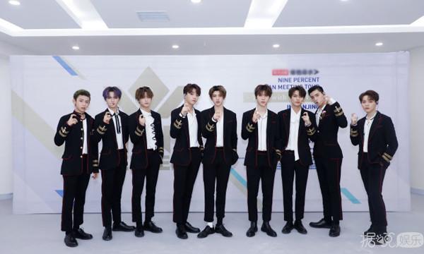 范丞丞演白雪公主、朱正廷反串玛丽莲梦露，这个男团真的有毒