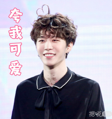 范丞丞演白雪公主、朱正廷反串玛丽莲梦露，这个男团真的有毒