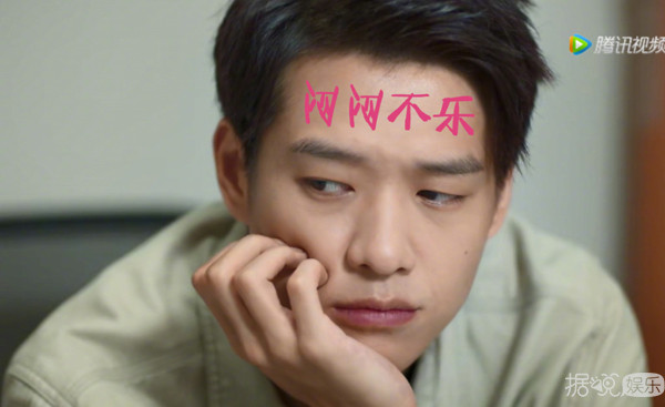 强烈建议爱豆远离饭圈生活，不然被粉丝点名批评就尴尬了