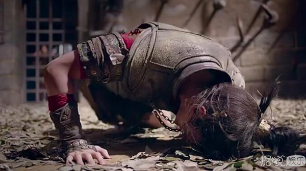 闭关一年后，杨洋居然从高冷男神变成搞笑表情包了？