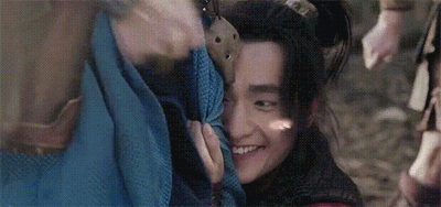 闭关一年后，杨洋居然从高冷男神变成搞笑表情包了？