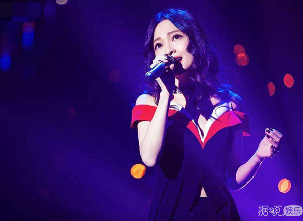 说高云翔有桃花劫,黄晓明有财务危机,这位女神婆什么来历? 说高云翔有桃花劫,黄晓明有财务危机,这位女神婆什么来历?