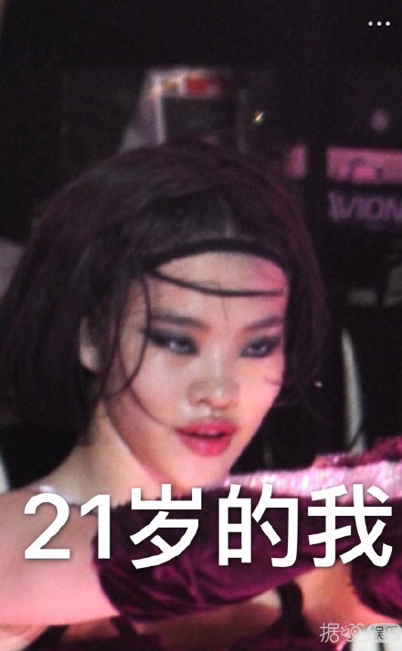 51岁的周慧敏,颜值和身材也太逆天了吧 51岁的周慧敏,颜值和身材也太逆天了吧