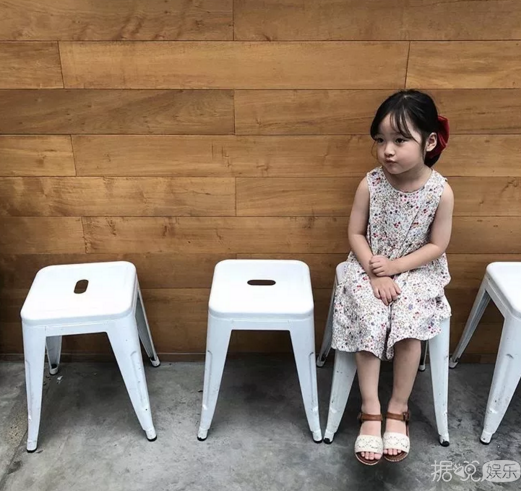 你们手机里的表情包不但长大了,还学会谈恋爱了 你们手机里的表情包不但长大了,还学会谈恋爱了