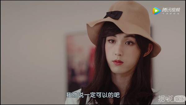 看粉丝用表情包黑自己很开心？这位小哥哥太呆萌了吧