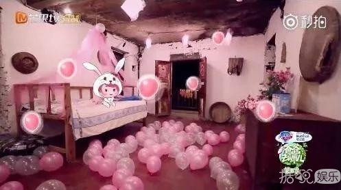 陈小春和刘畊宏齐聚却不见小泡芙,最失望不是jasper,竟是他? 陈小春和刘畊宏齐聚却不见小泡芙,最失望不是jasper,竟是他?