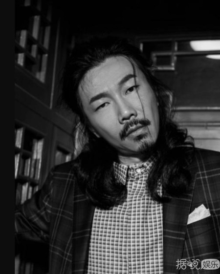 臧鸿飞谈离婚，网友却说假高尚？