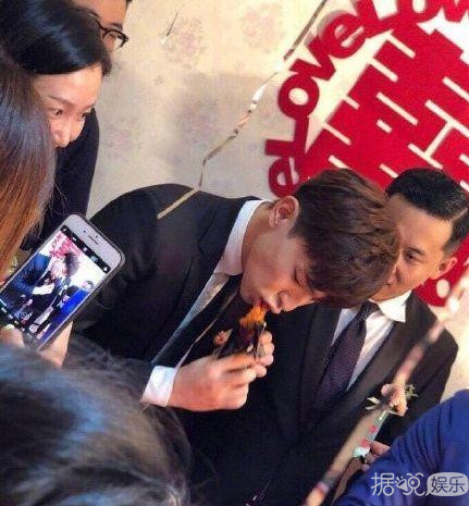 邓伦又去当伴郎了，这是要发展成专业户吗？