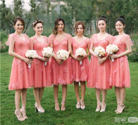 邓伦又去当伴郎了，这是要发展成专业户吗？