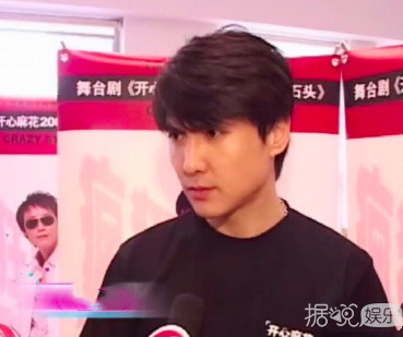今昔对比强烈！这些男星年轻时帅出天际