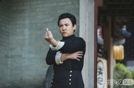 今昔对比强烈！这些男星年轻时帅出天际