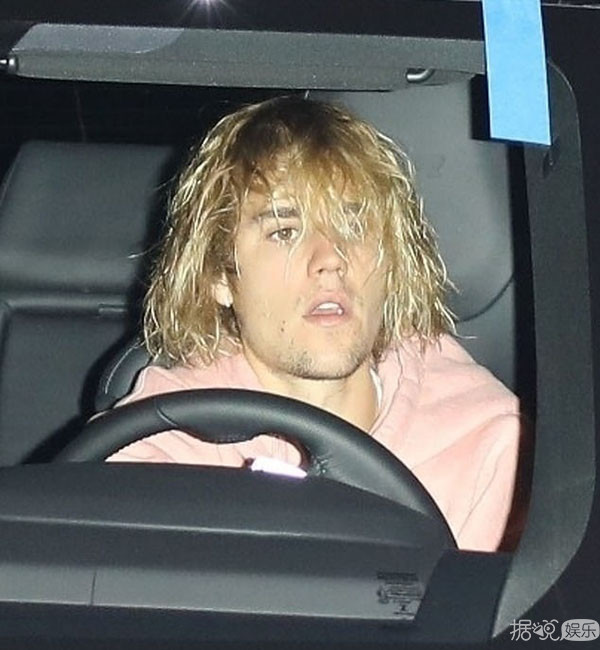 比伯海莉结婚了，他和赛琳娜终于彻底结束