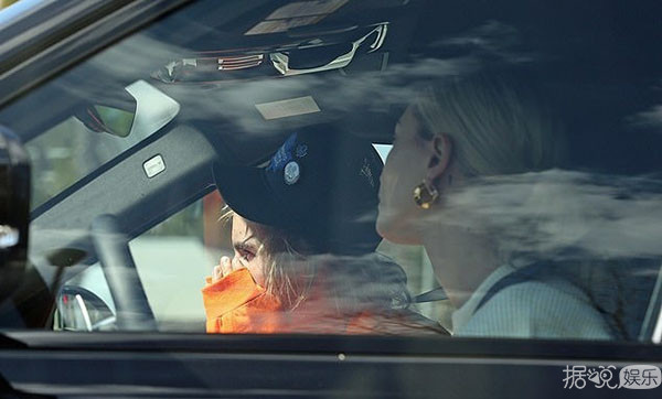 比伯海莉结婚了，他和赛琳娜终于彻底结束