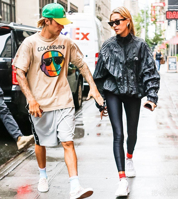 比伯海莉结婚了，他和赛琳娜终于彻底结束