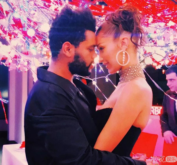 比伯海莉结婚了，他和赛琳娜终于彻底结束