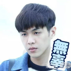 李光洁在明星好友微博下花式安利自己新剧，论宣传能力就服他！