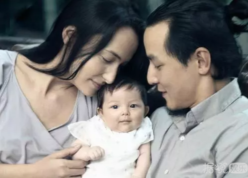 吴彦祖说希望自己的头发能回来,原来明星也有脱发困扰 吴彦祖说希望自己的头发能回来,原来明星也有脱发困扰