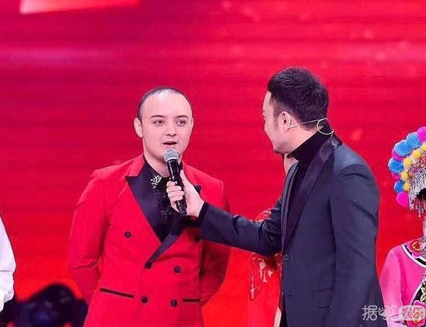 吴彦祖说希望自己的头发能回来,原来明星也有脱发困扰 吴彦祖说希望自己的头发能回来,原来明星也有脱发困扰