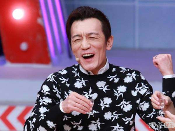 年仅50岁的李咏患癌过世,妻子发博称:永失我爱 年仅50岁的李咏患癌过世,妻子发博称:永失我爱