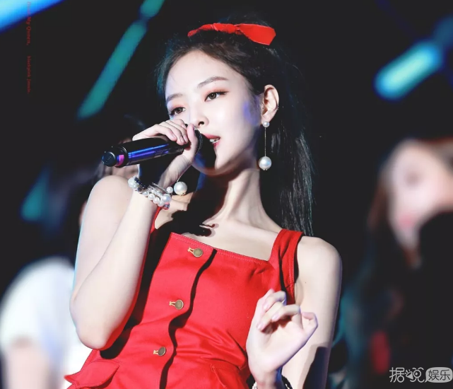 正主亲自下场！Cl手撕同公司后辈Jennie的粉丝