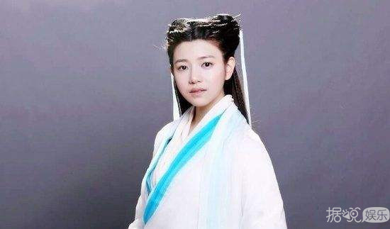 为了拯救新版小龙女的假脸，网友们都操碎了心啊