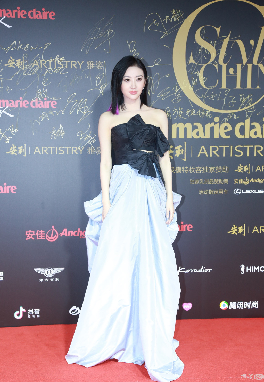 影楼风的倪妮唐嫣，壮了一圈的宋茜，这是比美还是比丑啊？