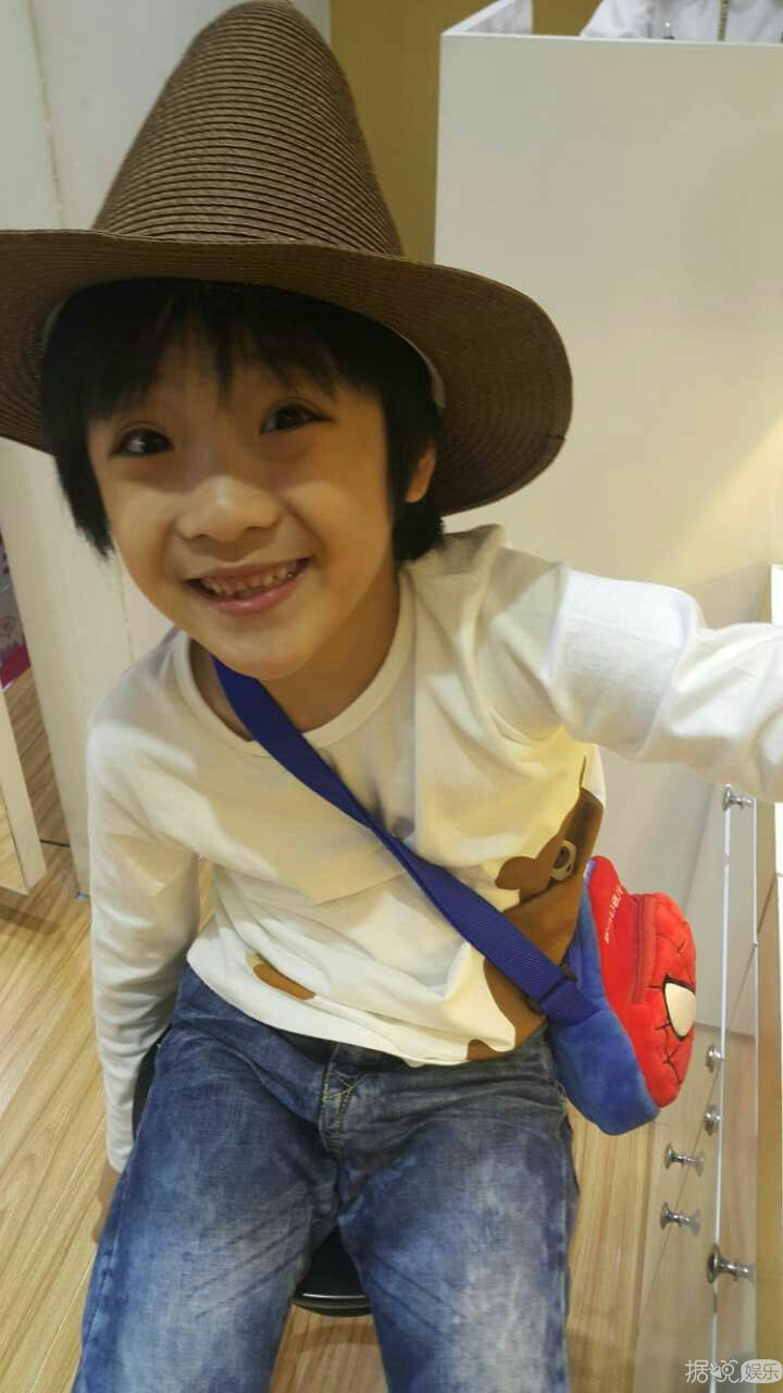 关注热点，为自已建超话，费曼也太可爱有趣了吧