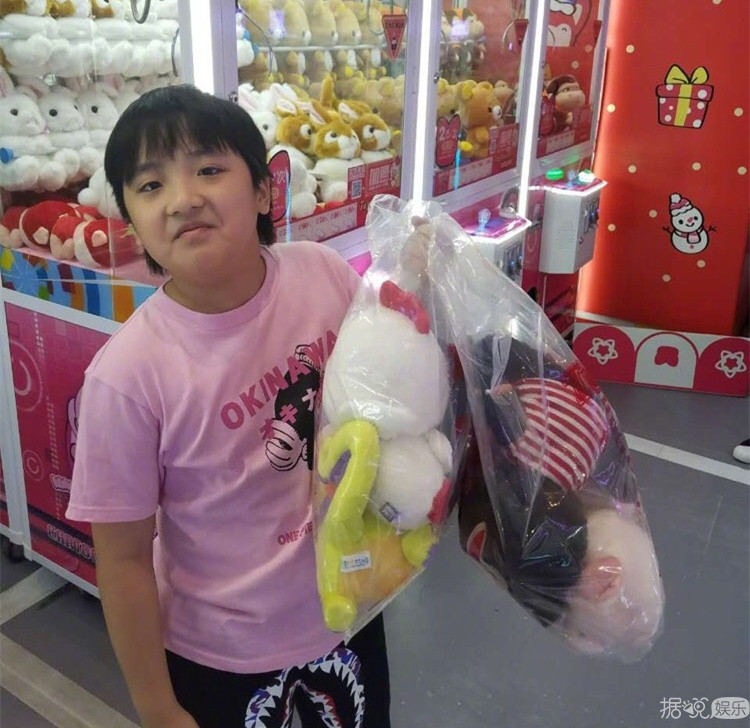 关注热点，为自已建超话，费曼也太可爱有趣了吧