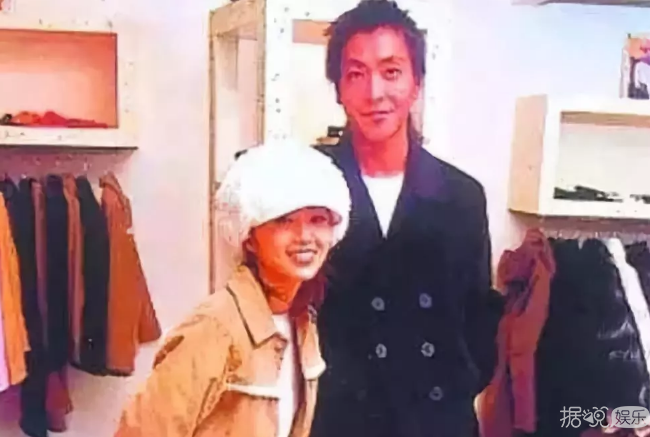 我，酒井法子，打钱！