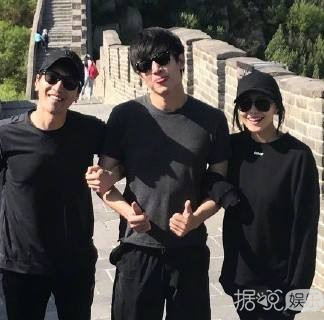 挑中的书模都成了大明星？她到底是什么天才星探啊
